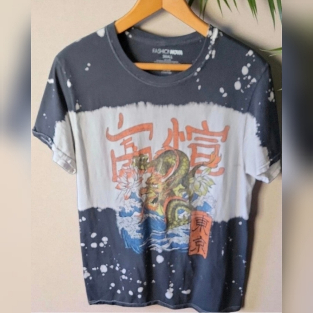 Fashion Nova Black and White Dragon Graphic Tee